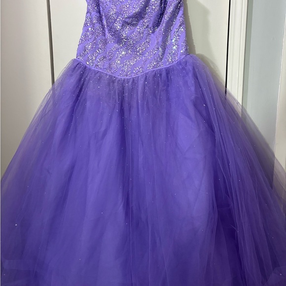 Elegant Purple Strapless Gown - Picture 3 of 11